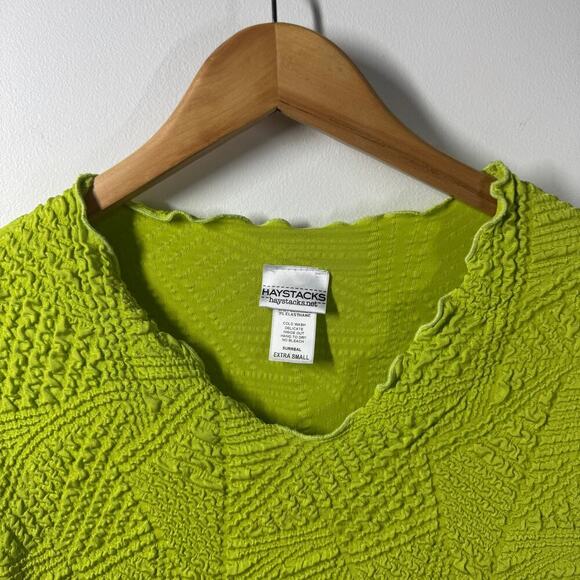 Haystacks Top Women XS Green Lettuce Hem 3/4 Sleeve Crinkle Y2K Bratz Spring - Picture 5 of 7
